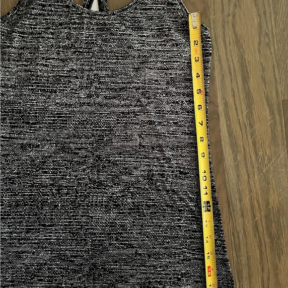 Black Lululemon racerback athletic tank top women’s size 10 No Size Tag - Picture 5 of 5